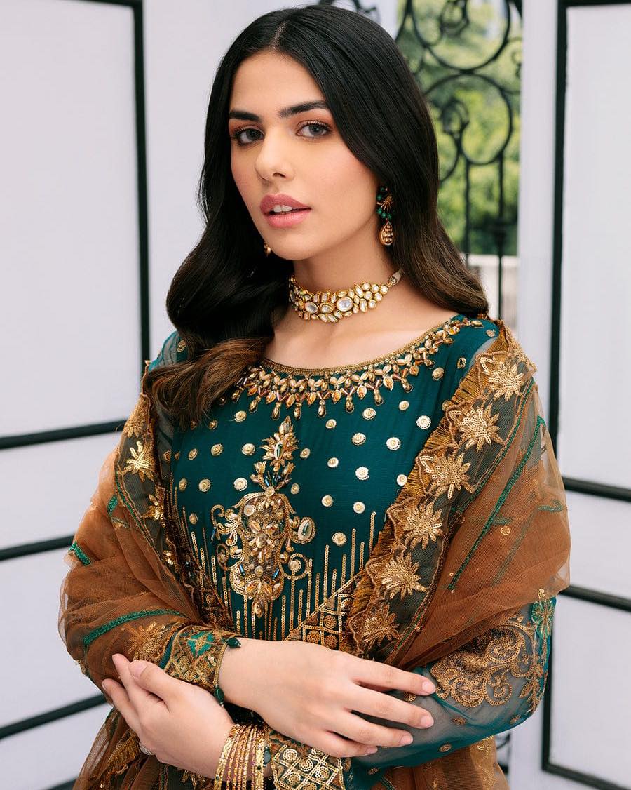 LAFESTA BY EMAAN ADEEL PREMIUM LUXURY COLLECTION